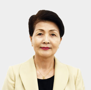 取締役 会長 加嶋 美枝